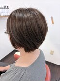 ショートボブ