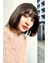 エクラート イーリス 高田馬場店(ECLART IriS)&nbsp;シースルーバングの切りっぱなしボブ