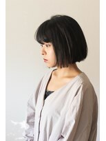 カル(caru)&nbsp;美髪ストレート黒髪フレンチボブ