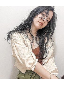 ガーランドウメダ(Garland umeda) ロング×パーマ3