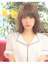 前髪パーマ＋外はねボブ、ブルージュカラーで美髪にイメチェン
