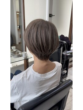 ハーツ(Heart's) ナチュラルなグレージュ×白髪ぼかし