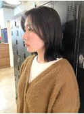 ミディアム 切りっぱなし 暗髪 透明感カラー 担当渡辺聖