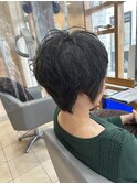 ステップボーンカットカットボブショートハイライト白髪ぼかし