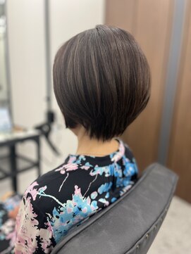 アイビー(ivy) 大人ショートボブ