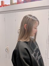 エターナル(ETERNAL) 担当　松尾　ハイライト/バレイヤージュ/ミルクティーベージュ