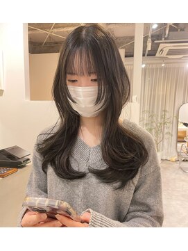 ウユ(uyu) 韓国ロングレイヤーカット