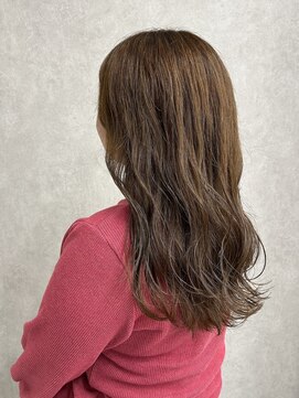 ドアホワイト(door white) 【doorwhite 新松戸 Kanna】ベージュカラー