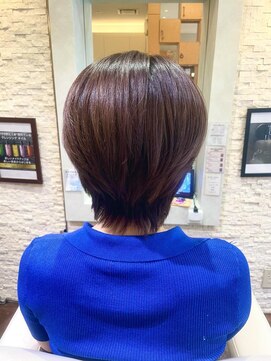 ヴィサージュプラス(VISAGE plus) ナチュラルだけど洗練された、大人のためのショート