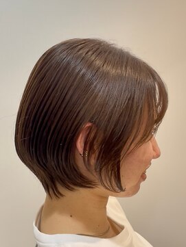 エリマ 横浜西口(elima) 横浜西口ショートボブ顔周りレイヤーアディクシーカラーベージュ