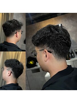 メグロバーバーショップロッポンギ 目黒六(MEGURO BARBER SHOP 6PPONGI) テーパーフェード
