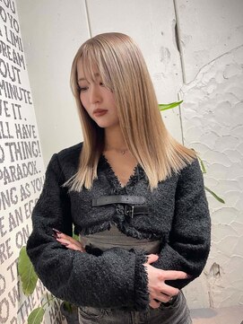 スワイ(SWAY) ホワイトカラー/岡山/ケアブリーチ/ダブルカラーハイトーンカラ