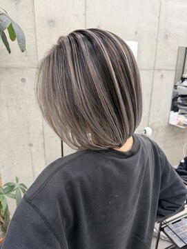 リノート バイ エゴル 名古屋(LINOET by ENGOL) 【LINOET】バレイヤージュ/切りっぱなしボブ/グレージュ