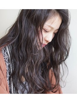 リユニオン(REUNION)の写真/あなただけの時間を大切に。一人のスタイリストが担当し、リラックス空間をお届け◎