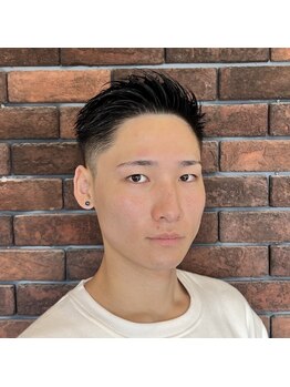 バーバー アミティ プール オム(BAR BER amity POUR HOMME)の写真/清潔感もセットのしやすさも。大人のショートはお任せ。