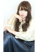 フェミニンでルーツなセミロング