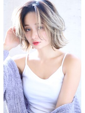 ヘアアンドメイク シークネクスト(HAIR&MAKE SeeK NEXT) 【SeeK NEXT】シースルバング　ハイトーンカラー