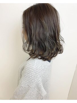 ヘアー アトリエ アンジー(Hair Atelier Angee) ブリーチなしの外国人風カーキアッシュ☆