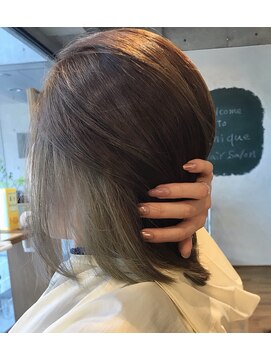 ユニーク ヘアサロン(Unique Hair Salon) インナーカラー