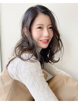 ヘアープレイス ヴィブ(hair place VIVE) 柔らかくふんわり感のある大人ミディ