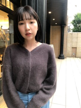 ニディー バイ デイジー(Nidee by Daisy) ミニボブ 眉上バング