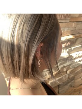 ネオヘアー 曳舟店(NEO Hair) シルバーベージュ（曳舟）