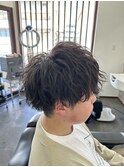 ツイストスパイラルパーマセンターパート<理容室>川口鳩ヶ谷50