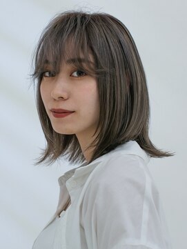 アース 三軒茶屋店(HAIR&MAKE EARTH) 三軒茶屋_レディース_グレージュ_アッシュ_ミディアム_ブリーチ