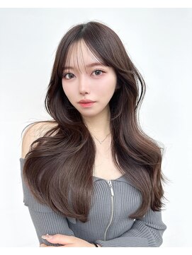 アフロートリノ(AFLOAT Leino) 大人可愛い韓国レイヤーカット 顔周り前髪小顔カット似合わせ