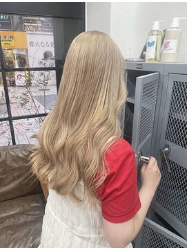 ブレス(bless) 1ブリーチでできるベージュ