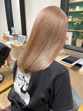 エミス バイ メルト 吉祥寺(emis by melt) 【堀惠】ミルクティーベージュツヤ髪髪質改善トリートメント