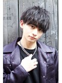 フェザーショート 刈り上げセンターパート