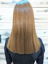 オートゥール(hair room Auteur)&nbsp;20代30代40代ミルクティーベージュ髪質改善カラー艶感ストレート