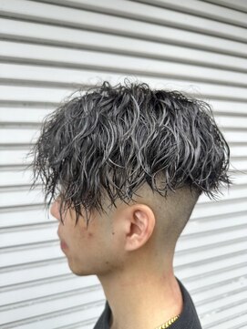ライズ 渋谷店(RISE) 【スキンフェードツイストスパイラル】束感ショート！