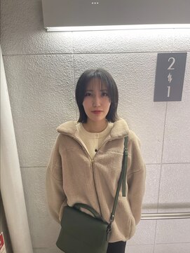 シータ(CITA) ミディアムボブ×顔まわりレイヤー