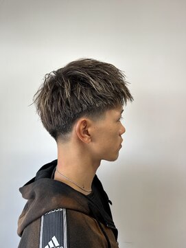 イッヒ 茅ヶ崎(IHHI) men'sハイライトローフェードベリーショートアクティブショート