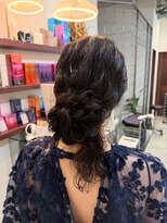 コース(co-th.)&nbsp;スーパーロングシニヨンアレンジ結婚式ヘアセット×小野ふゆり