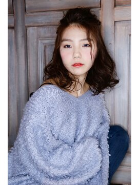 ロロネー(Lolonois) 【Lolonois野田】オフェロハーフアップ