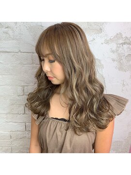 プライズ アイリス 池袋東口店(prize Iris) ミルクティーベージュハイライト イルミナカラー 池袋 HARUKA