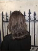 パールグレージュハイライト
