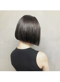 首元スッキリ、色っぽ前下がりボブ♪