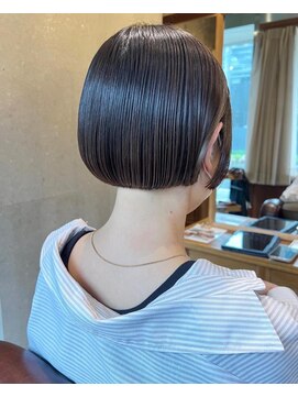 ヨーク(yoke.) 乾かしただけの楽ちんスタイル！ミニボブ