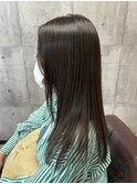手で乾かしただけで決まるシルクストレート
