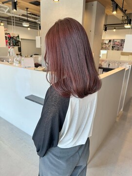ライリー(riley) ピンクブラウン×レイヤーカット【透明感カラー/岡崎】