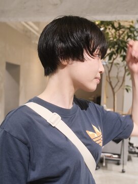 トゥナ(Tuna) レイヤーマッシュショート