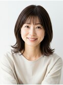 大人女性に似合うミディアム/セミロング/ナチュラルスタイル