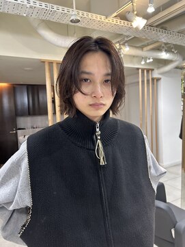メゾンアクア 表参道(Maison ACQUA) =メンズボブ/スパイキーショート/ブルーブラック／MEN’S HAIR