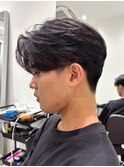 毛流れセンターパートニュアンスパーマカルマヘアメンズパーマ