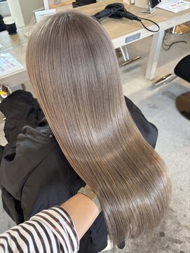 リア 近鉄八尾店(Lia) ハイトーン艶カラー