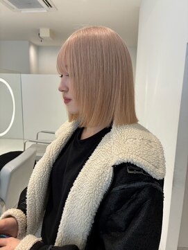 ハイブ 金沢(Hive) ミルクティーベージュ切りっぱなしボブ